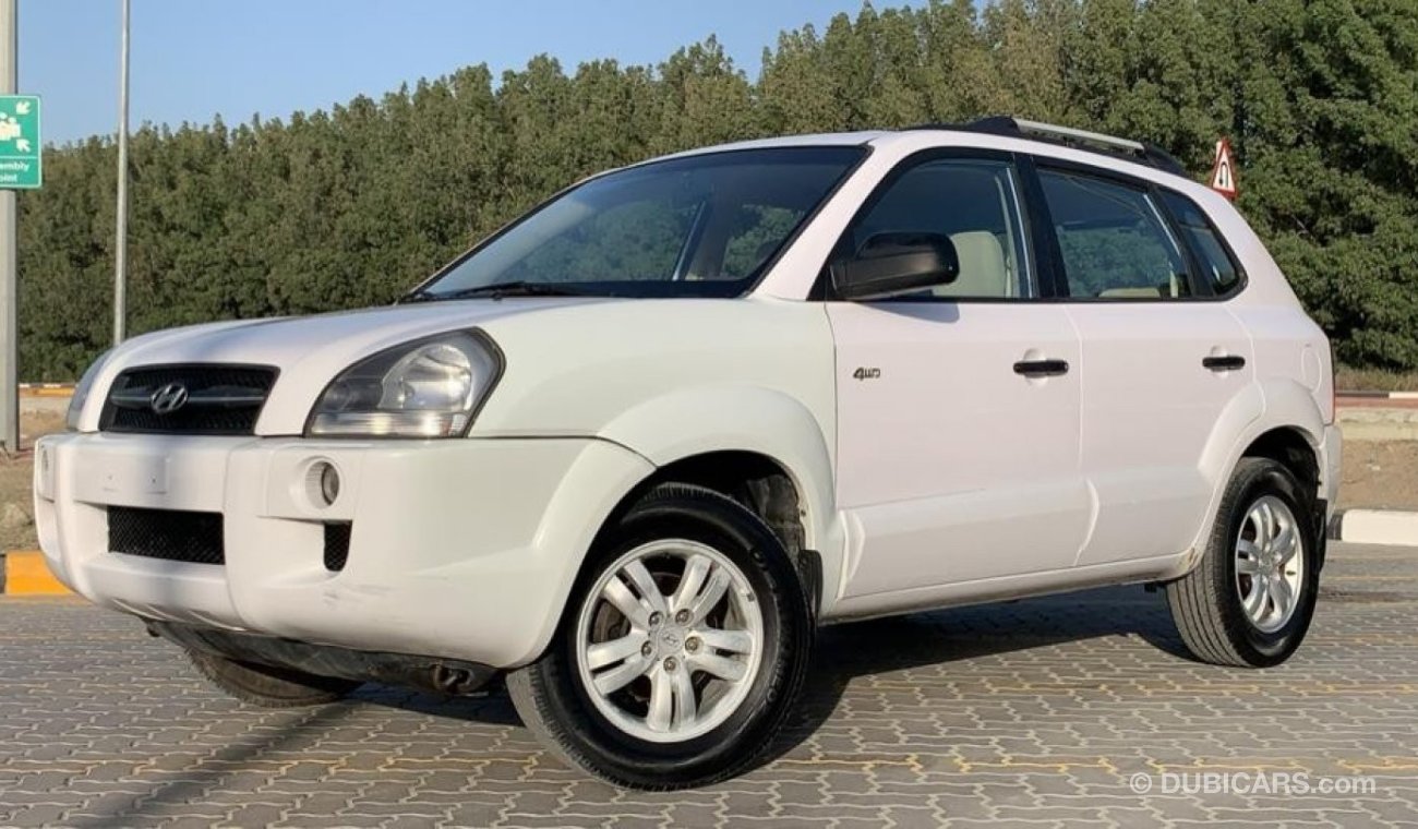 Hyundai Tucson 2008 V6 4x4 Ref#728