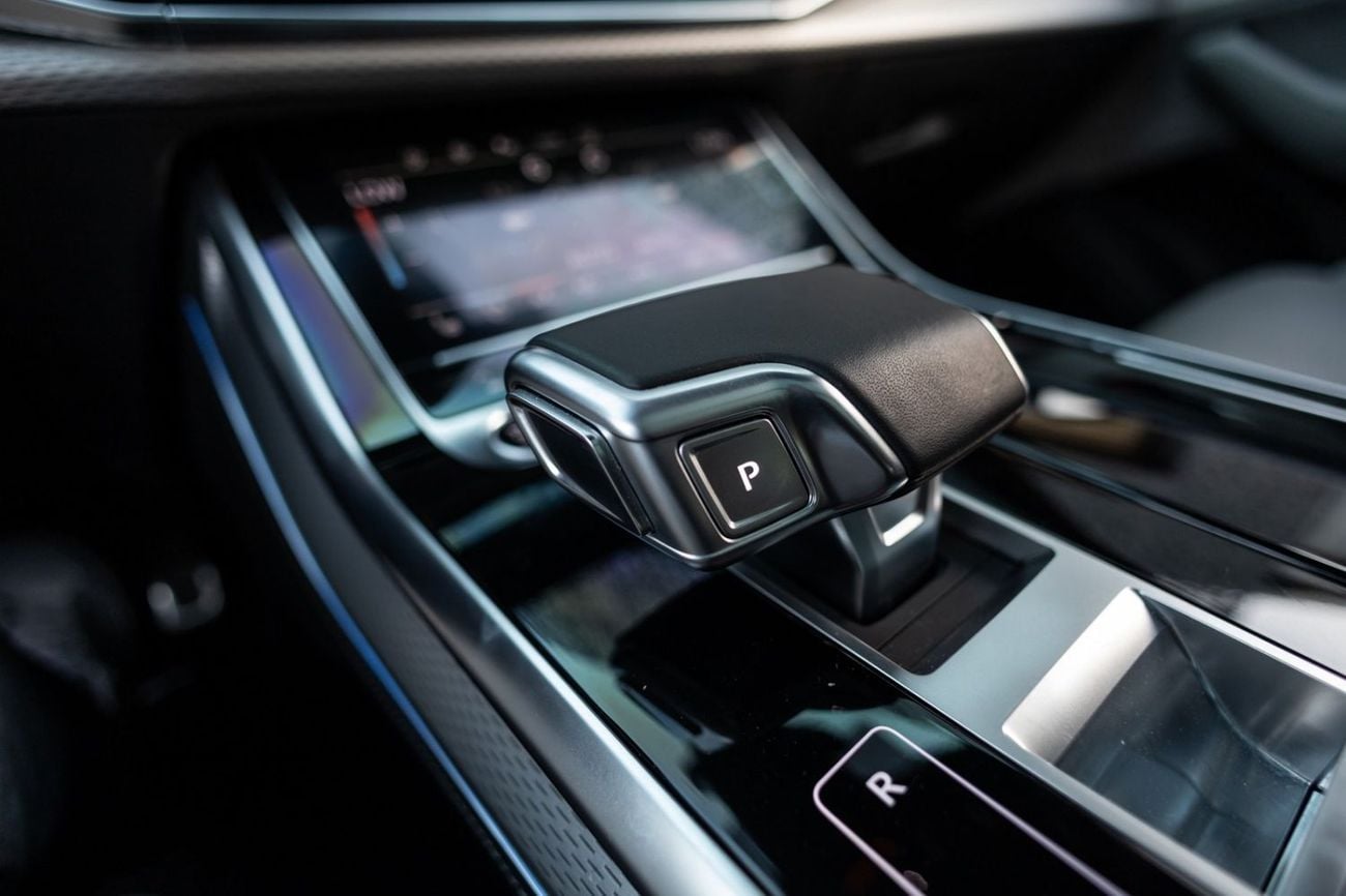 Audi Q8 55 TFSI Audi Q8 55TFSI Quattro S-Line 2025 GCC | Agency Warranty | Service Contract