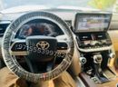تويوتا لاند كروزر GXR Toyota Land Cruiser 2016 upgraded to 2025 complete with dashboard