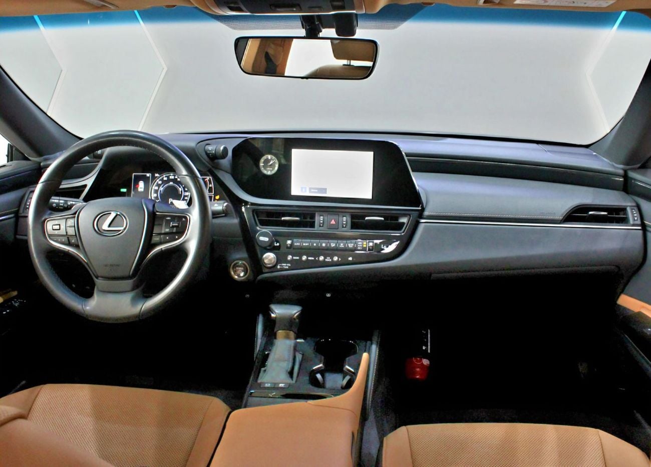 لكزس ES300h GCC // NO ACCIDENTS NO PAINT