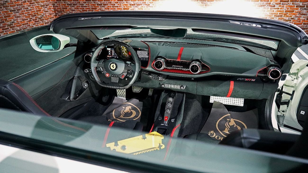 فيراري 812 GTS | LIMITED OFFER | FULL INTERIOR CARBON FIBER | NEW | V12 6.5L ENGINE | 789 HP