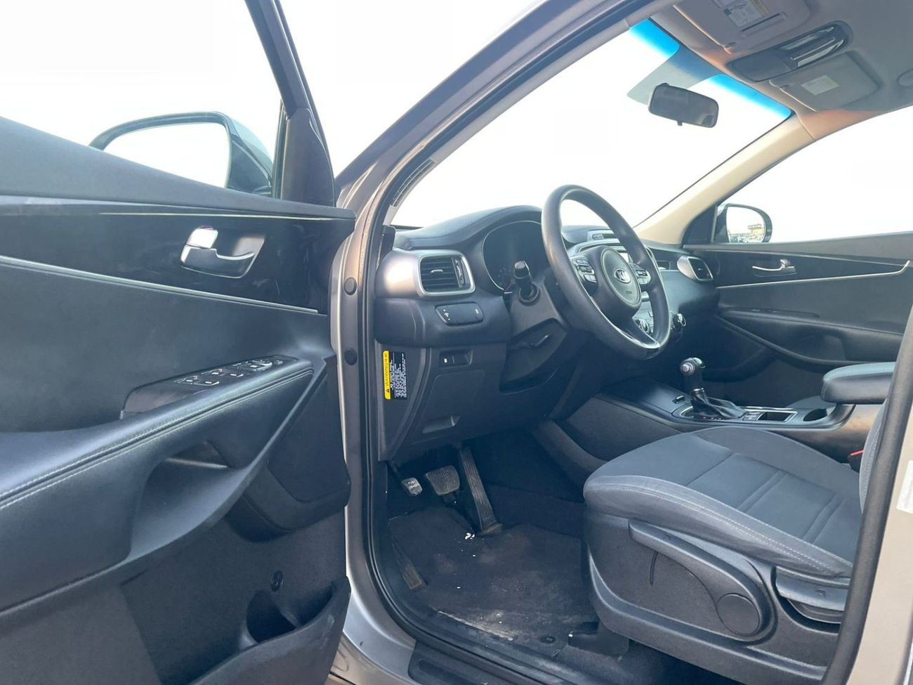 Kia Sorento 2017 Kia Sorento LXS 2.4L V4 GDi - AWD 4x4 - MidOption+ Rear CAM - 73,300 Mileage