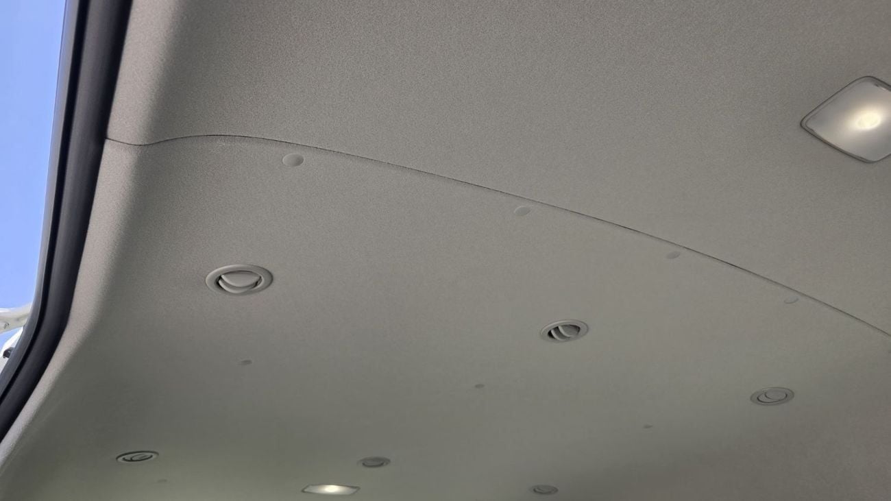 Toyota Hiace DX Commuter V6 3.5L Petrol 2025YM