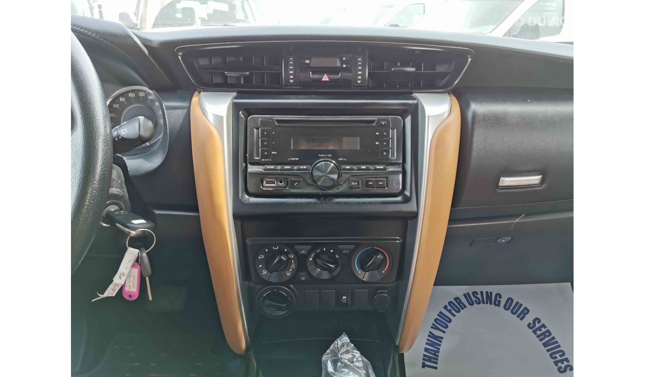 Toyota Fortuner 2.7L Petrol, 17" Tyre, DRL LED Headlights, Power Locks, Fabric Seats, Radio, AUX-USB, (LOT # 807)