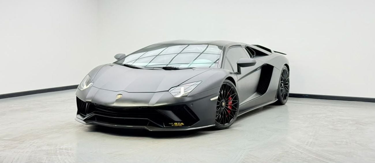 Lamborghini Aventador LP 750 S ROADSTER 2018 Lamborghini Aventador S, Full Service History, Japanese Specs.