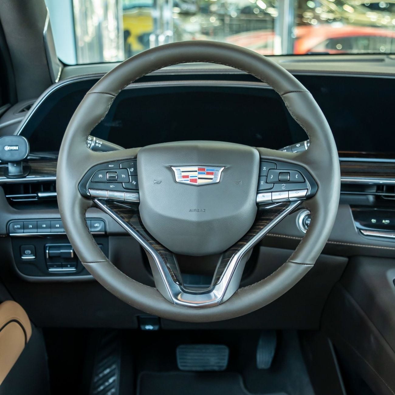 كاديلاك إسكالاد 2022 CADILLAC ESCALADE SPORT PLATINIUM GCC DONE 78,000KM ( WARRANTY TILL 2027 OR 100,000KM )