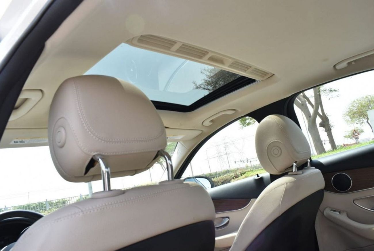 Mercedes-Benz C 300 AMG Pack MERCEDES C300 / 2019 / USA / UNDER WERRANTY