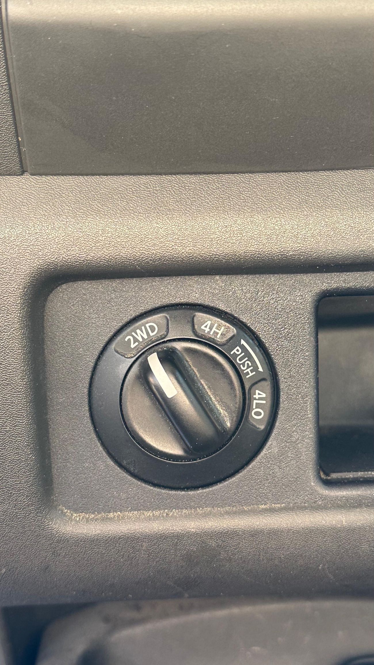 نيسان إكستيرا