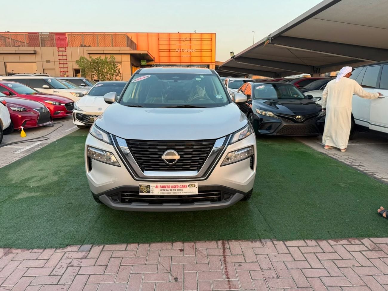 Nissan Rogue PLATINUM (NON GCC) 1.6L, fully automatic, cruise control
