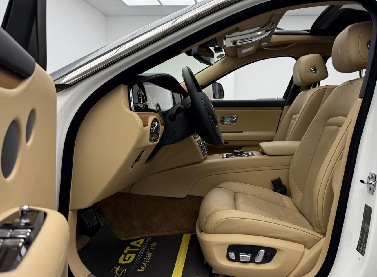 رولز رويس جوست 2022 Rolls Royce Ghost, 1 Year Warranty Unlimited Km, Full Service History