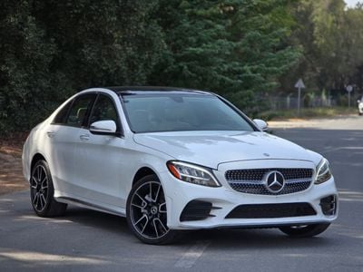 مرسيدس بنز C 300 Premium 2.0L