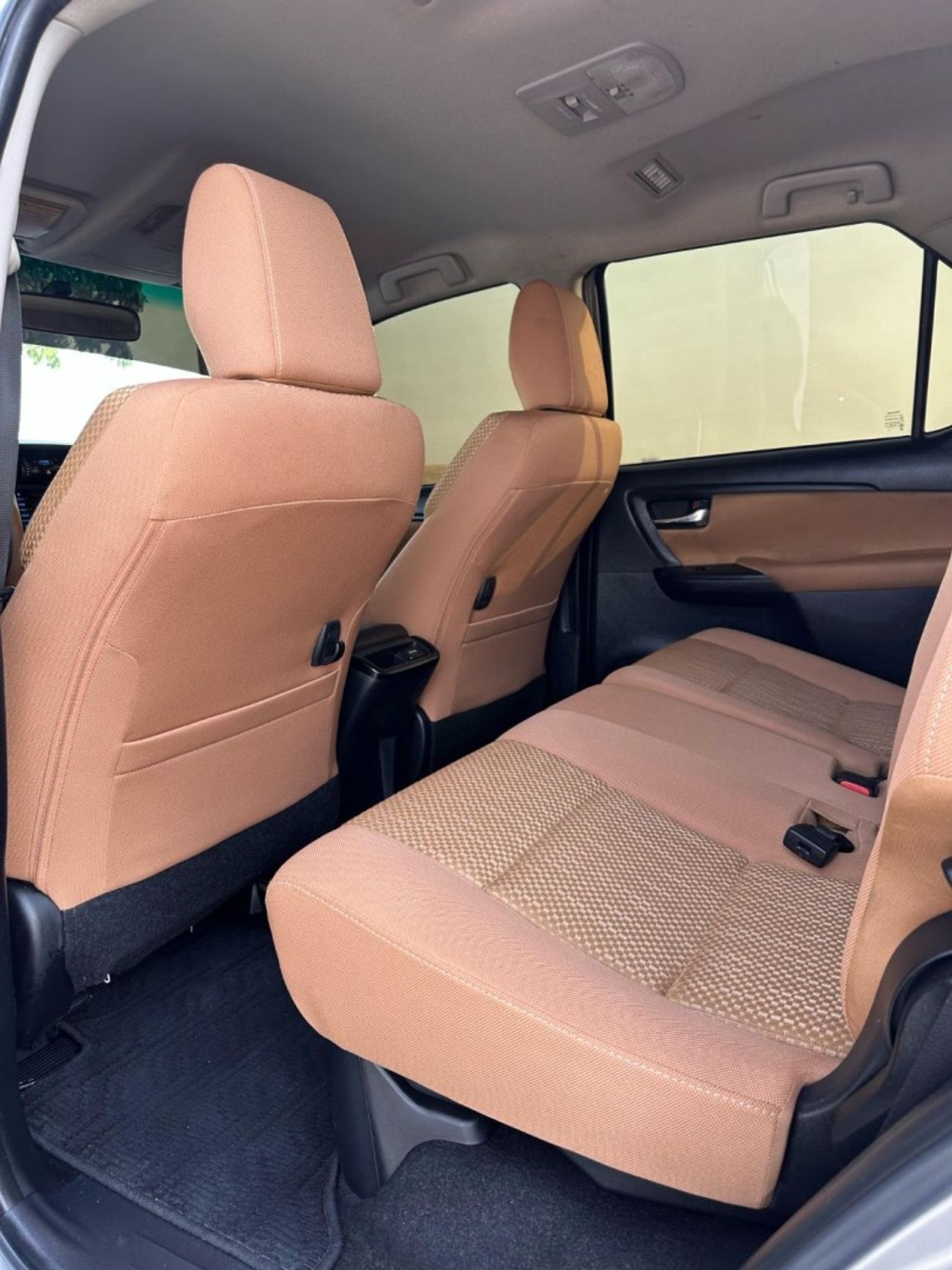 تويوتا فورتونر 2.7L EXR