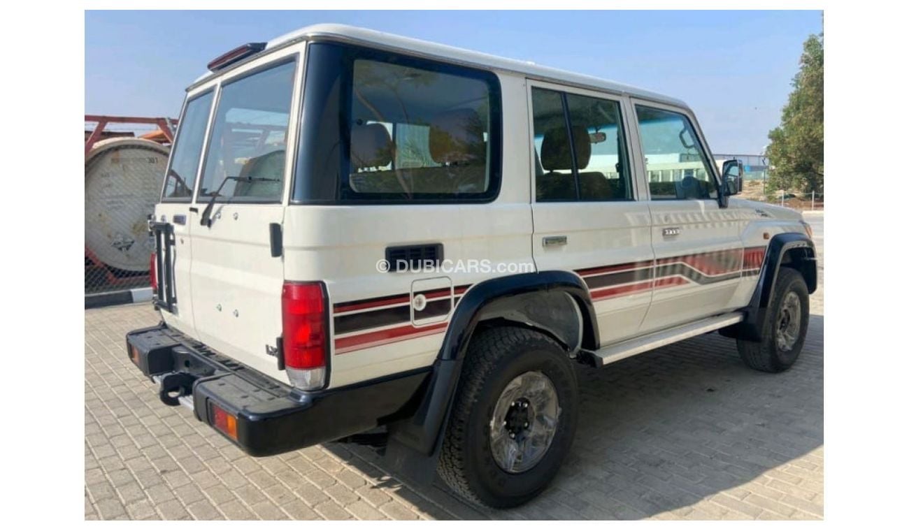 Toyota Land Cruiser 70 2023 TOYOTA LAND CRUISER LC76 70TH 4.0L GASOLINA