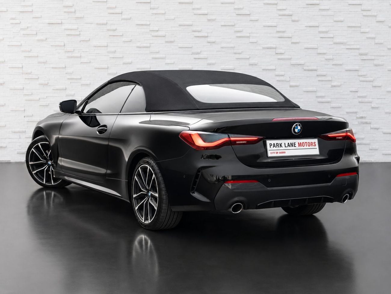 بي أم دبليو 420i CONVERTIBLE BMW 4 Series 420 2021 مواصفات خليجية