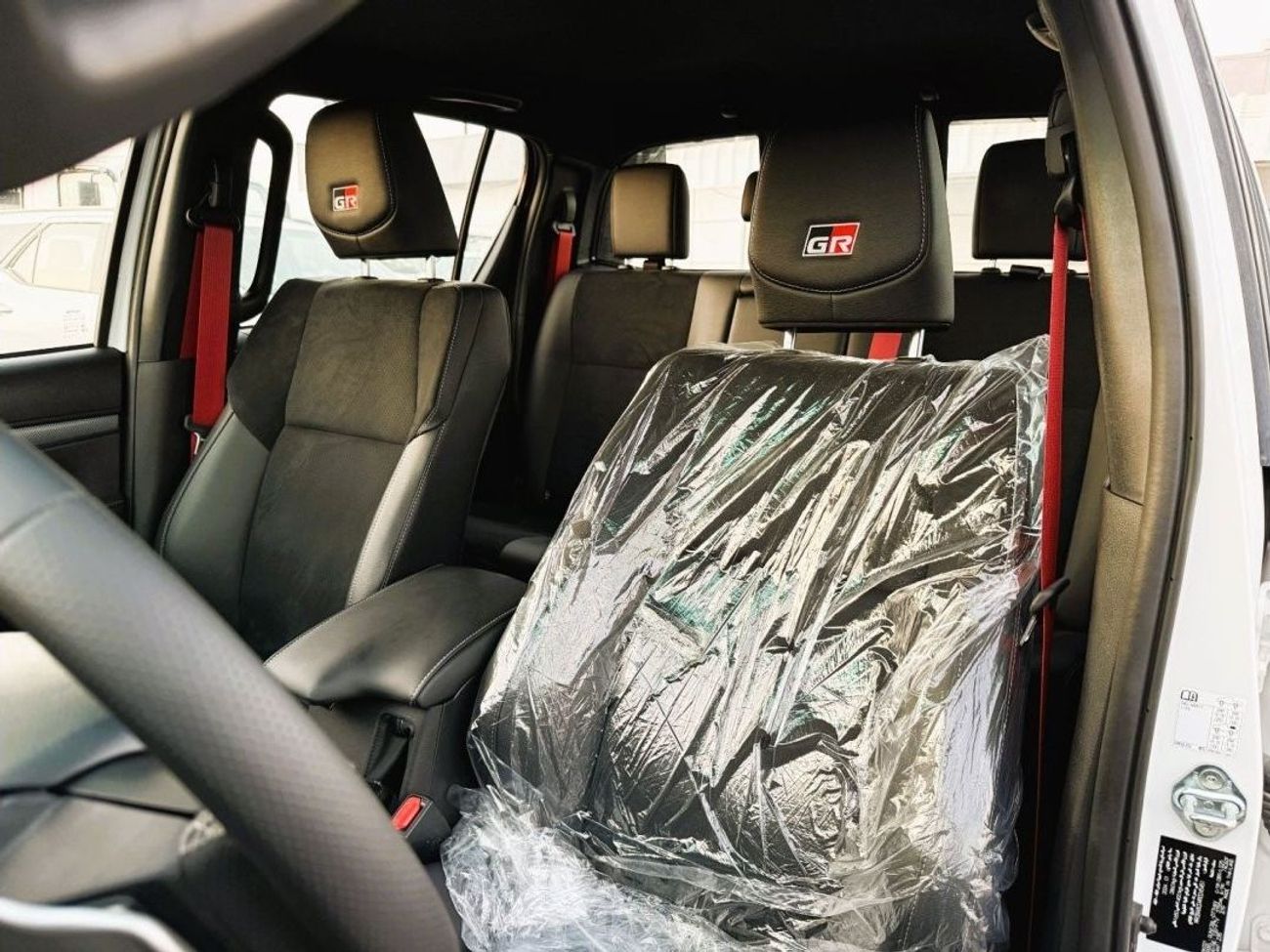 تويوتا هيلوكس Toyota Hilux GR-S 2.8L Diesel 2025YM