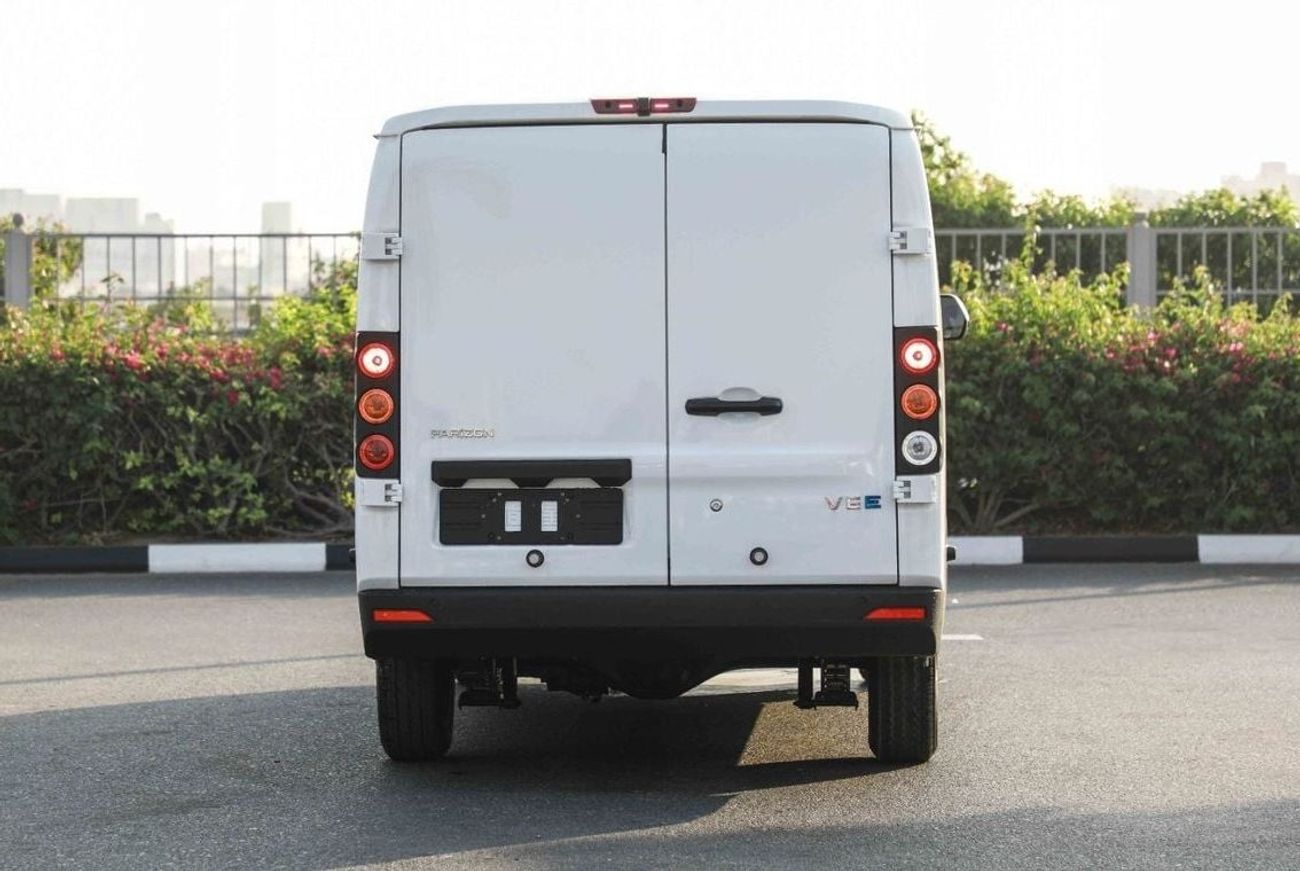 جيلي فيريزون 2024 FARIZON V6E FENCE - WHITE inside BLACK | Export Only