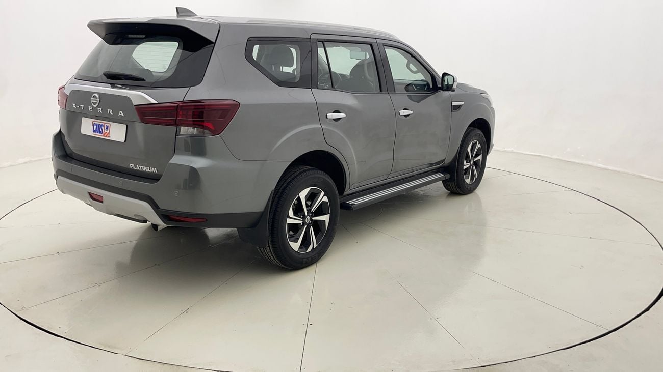 نيسان إكستيرا PLATINUM 2.5 | بدون دفعة مقدمة | اختبار القيادة في المنزل
