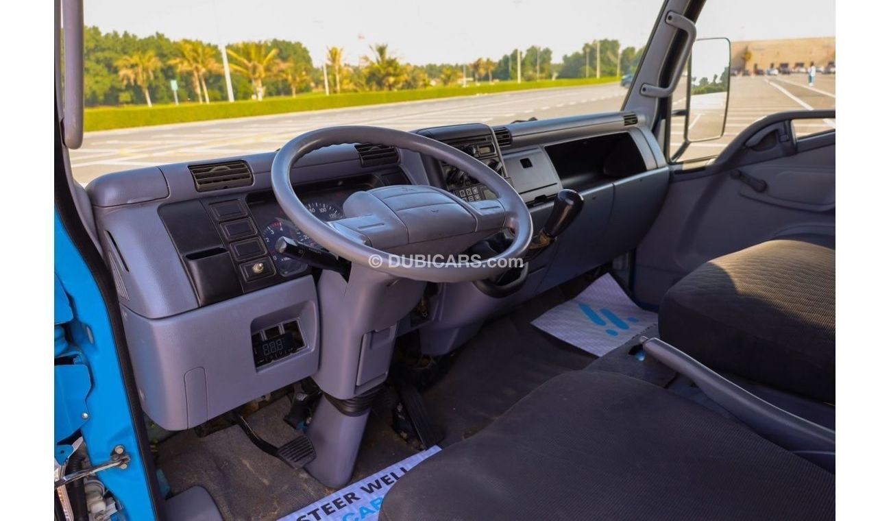 ميتسوبيشي فوسو كانتير 2015 Fuso Freezer Box - M/T Diesel - 3.3L RWD - GCC Spes - Book Now