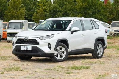 تويوتا راف ٤ TOYOTA RAV 4 2.0L 2WD PETROL MODEL 2025