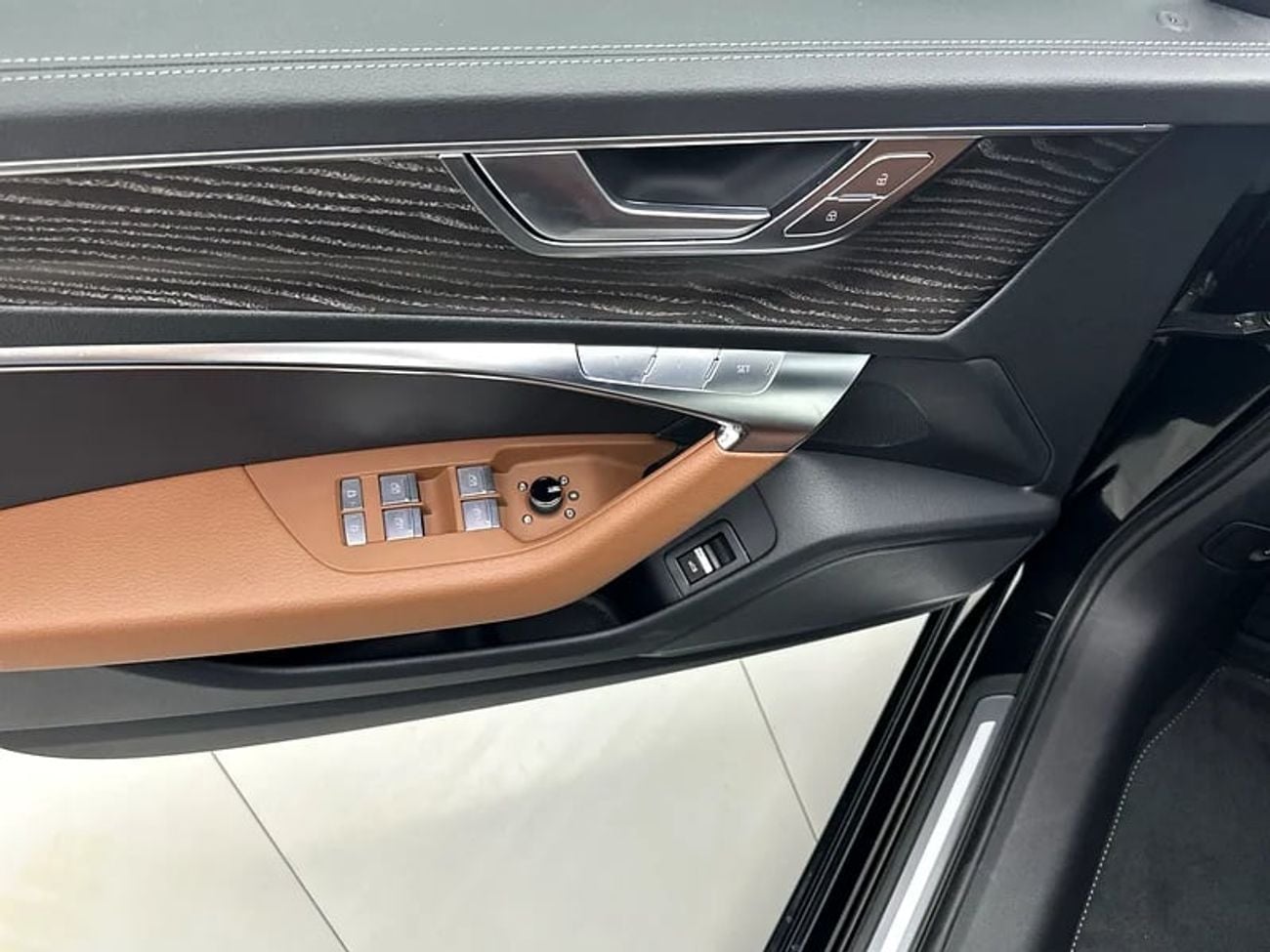 أودي A6 40 TFSI ADVANCED Sedan 40 TFSI 190hp Progress (Ref# 063193)