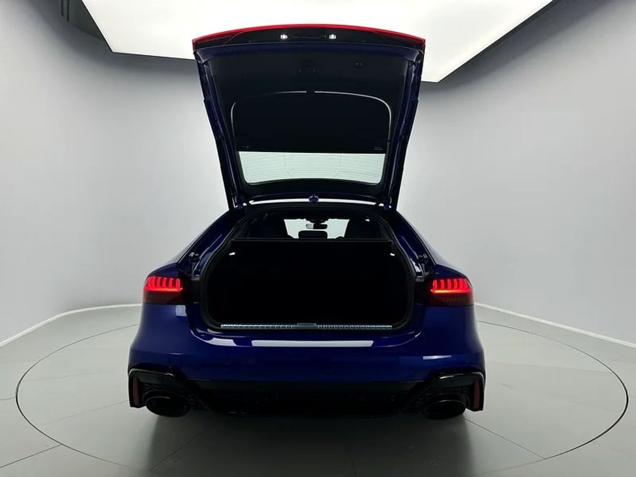 Audi RS7 quattro 4.0L Sportback 600hp Carbon v1