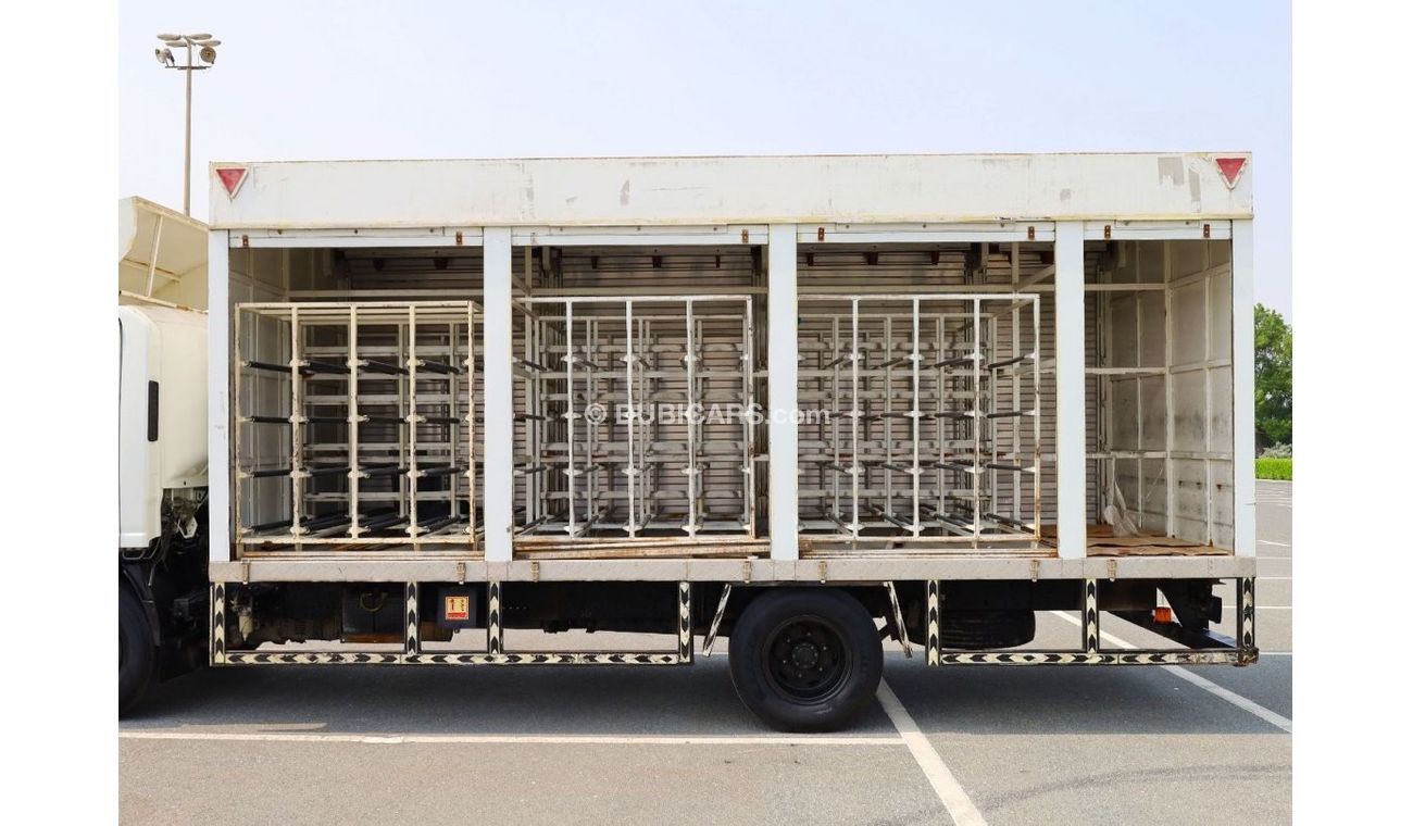إيسوزو NPR LONG CHASSIS WATER DELIVERY SHUTTER BOX - DIESEL | GCC SPECS | READY TO DRIVE