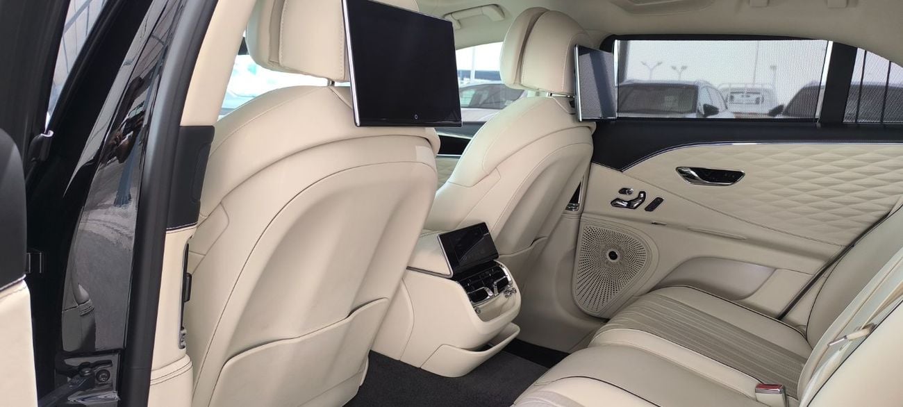 Bentley Flying Spur 6.0T W12