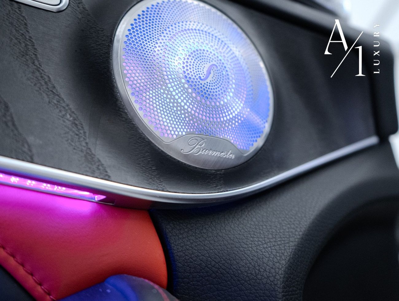 Mercedes-Benz C 63S AMG Std 4.0L Sedan 2015 Mercedes C63s, Fully Loaded, Excellent Condition, V8 (510) Bhp, Japanese Specs