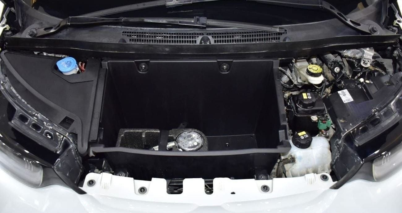 بي أم دبليو i3 EXCELLENT DEAL for our BMW i3 eDrive ( 2019 Model ) in White & Black Color GCC Specs