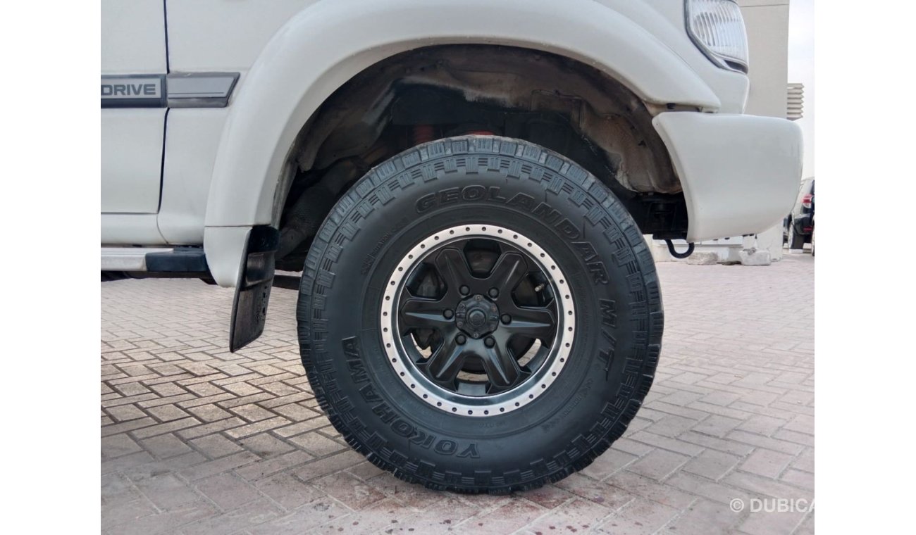 تويوتا لاند كروزر TOYTA LAND CRUISER RIGHT HAND DRIVE(PM1670)