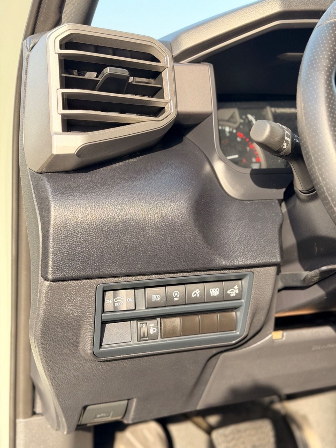 Toyota Tundra Toyota Tundra 2025 model low mileage