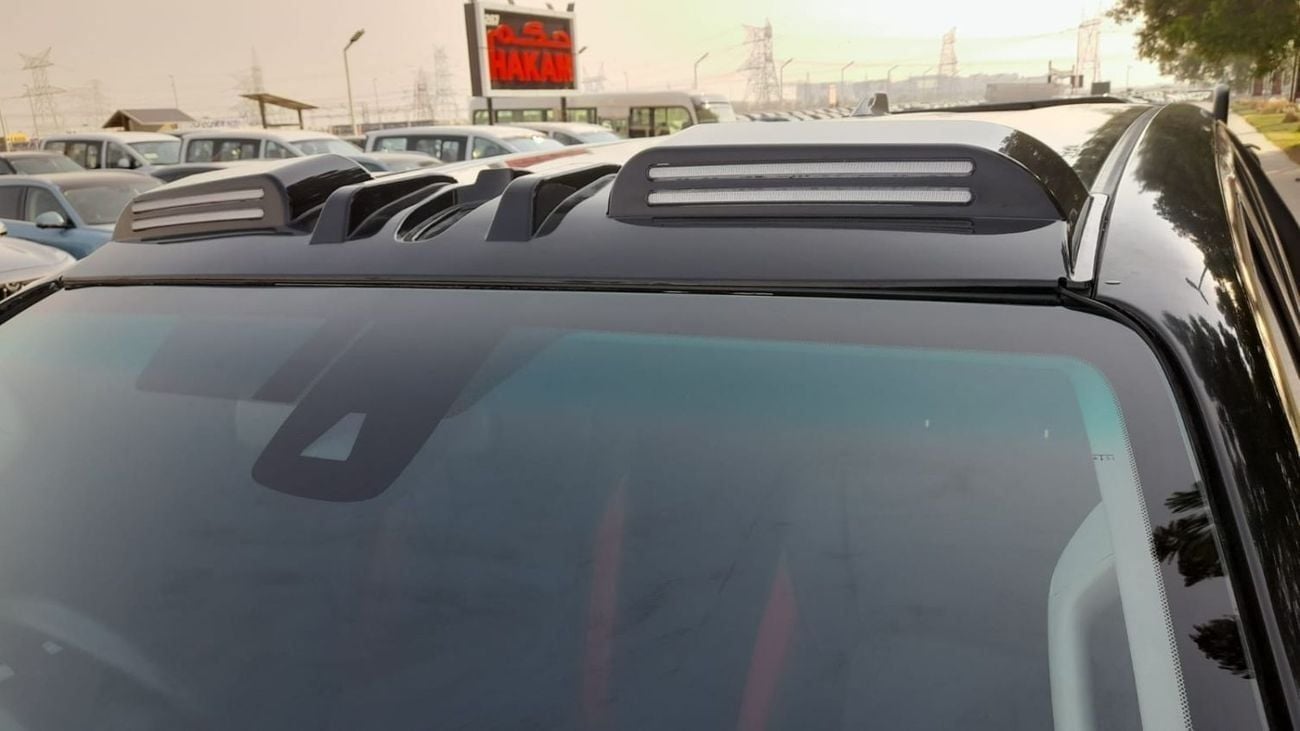 تويوتا هيلوكس Right-Hand drive 2.8 diesel Auto Full options