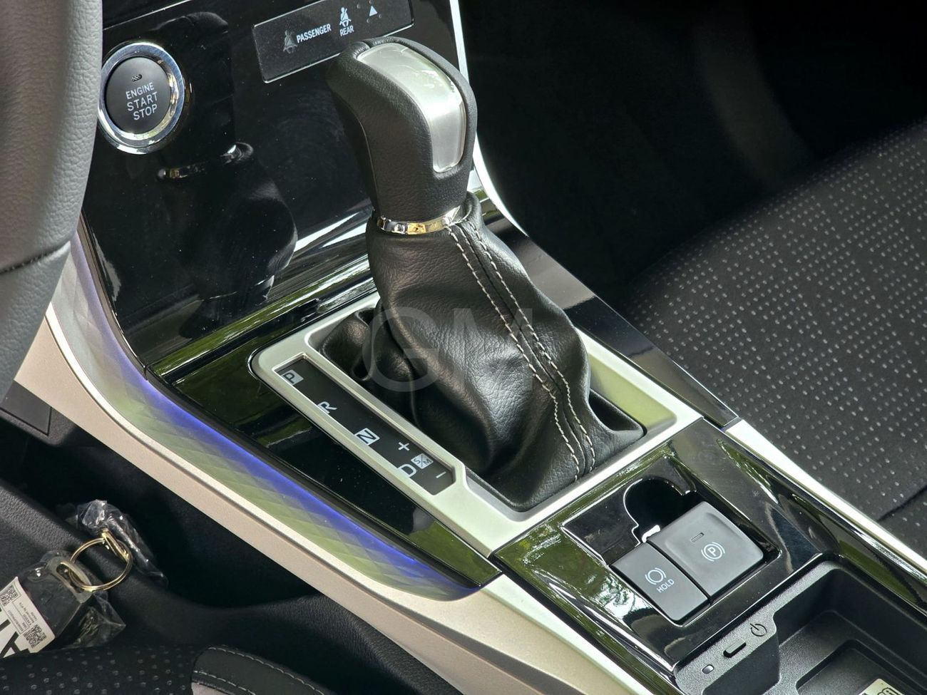 Toyota Veloz TOYOTA VELOZ 1.5L - FULL OPTIONS - 2025 MODEL - BLACK INSIDE BLACK - OMANI