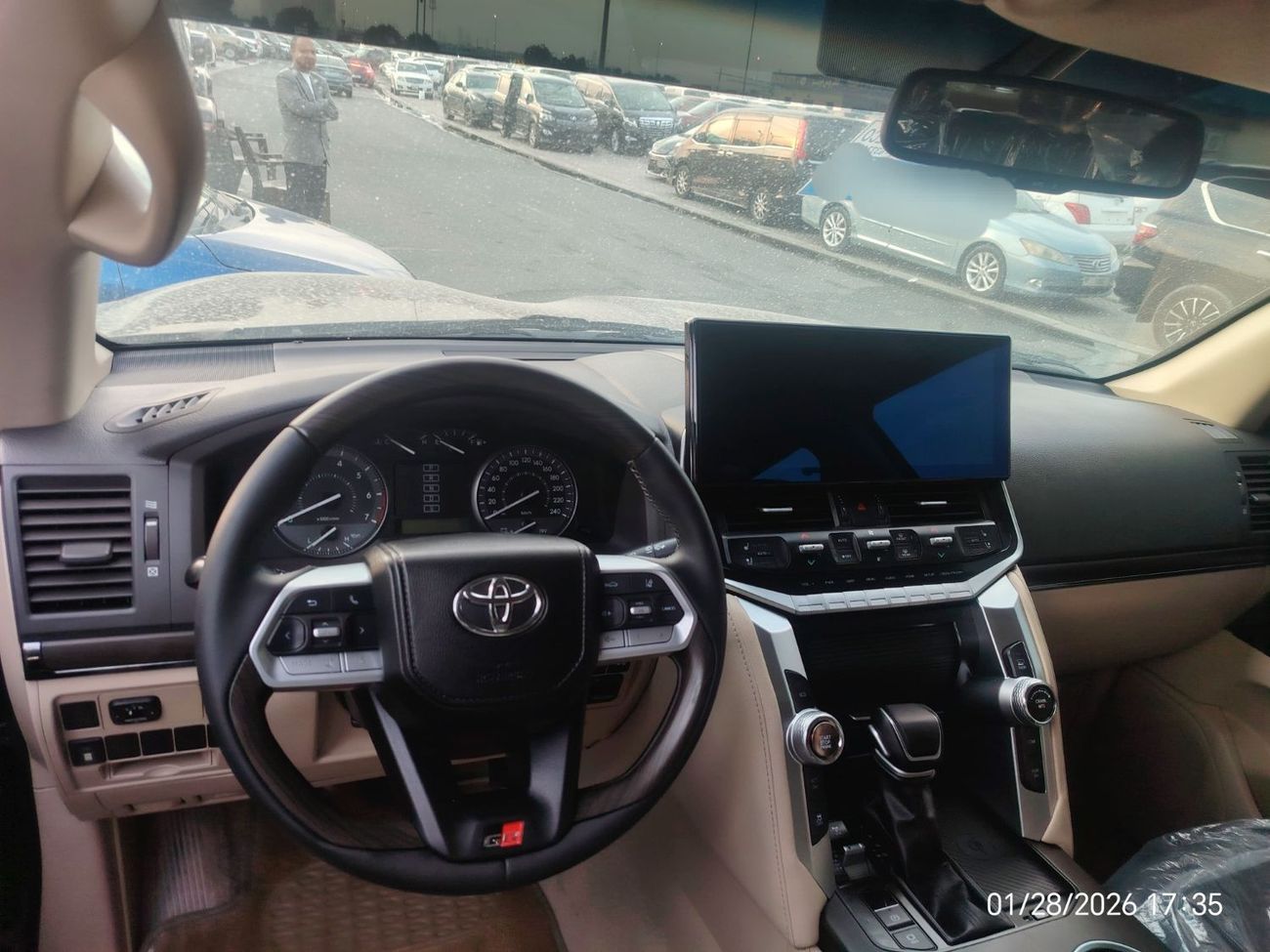 Toyota Land Cruiser Toyota landcruise 2018Model Modified 2022MODEL 4.0 v6 petrol colour black push start Transmission Au