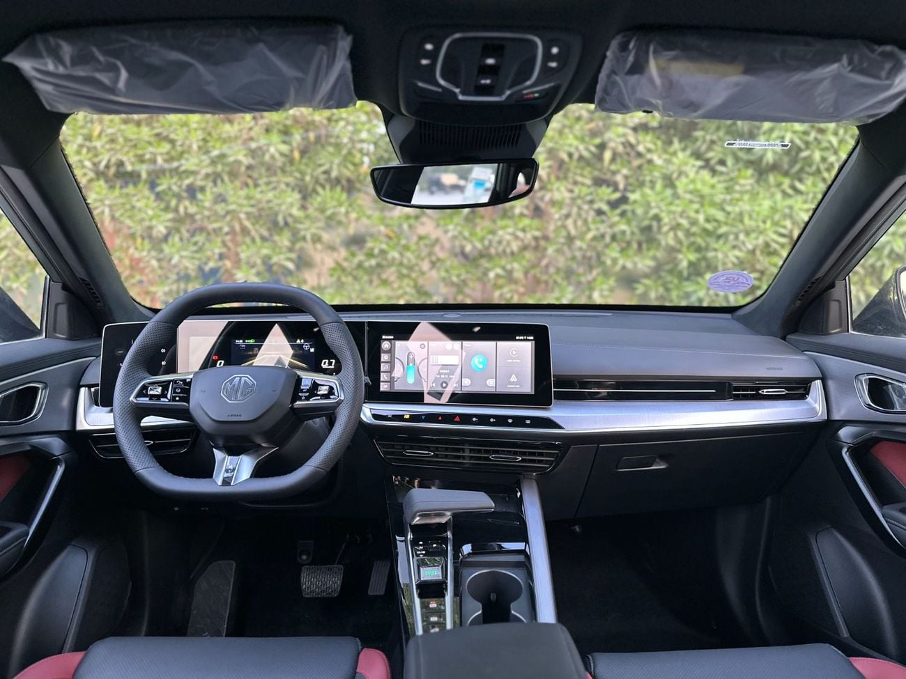 MG One 1.5 LUX