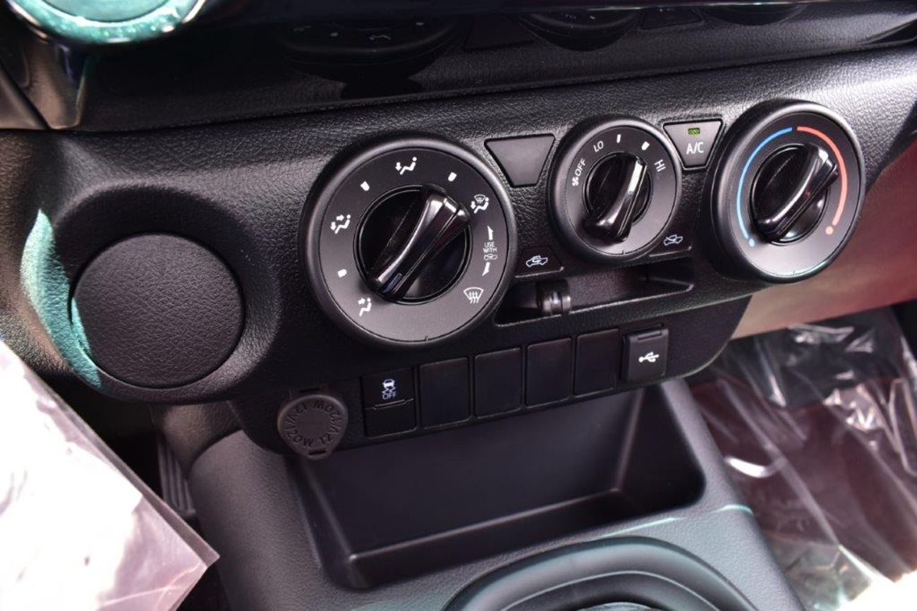 Toyota Hilux Single Cab Pickup GLS-G 2.7L Petrol Manual Transmission