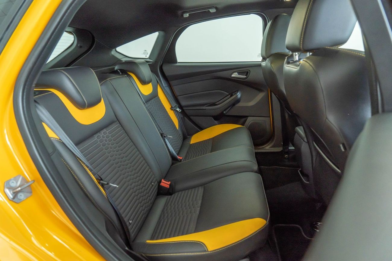 Ford Focus 2018 Ford Focus ST / 3 Year Ford Service Pack & 5 Year Ford Warranty