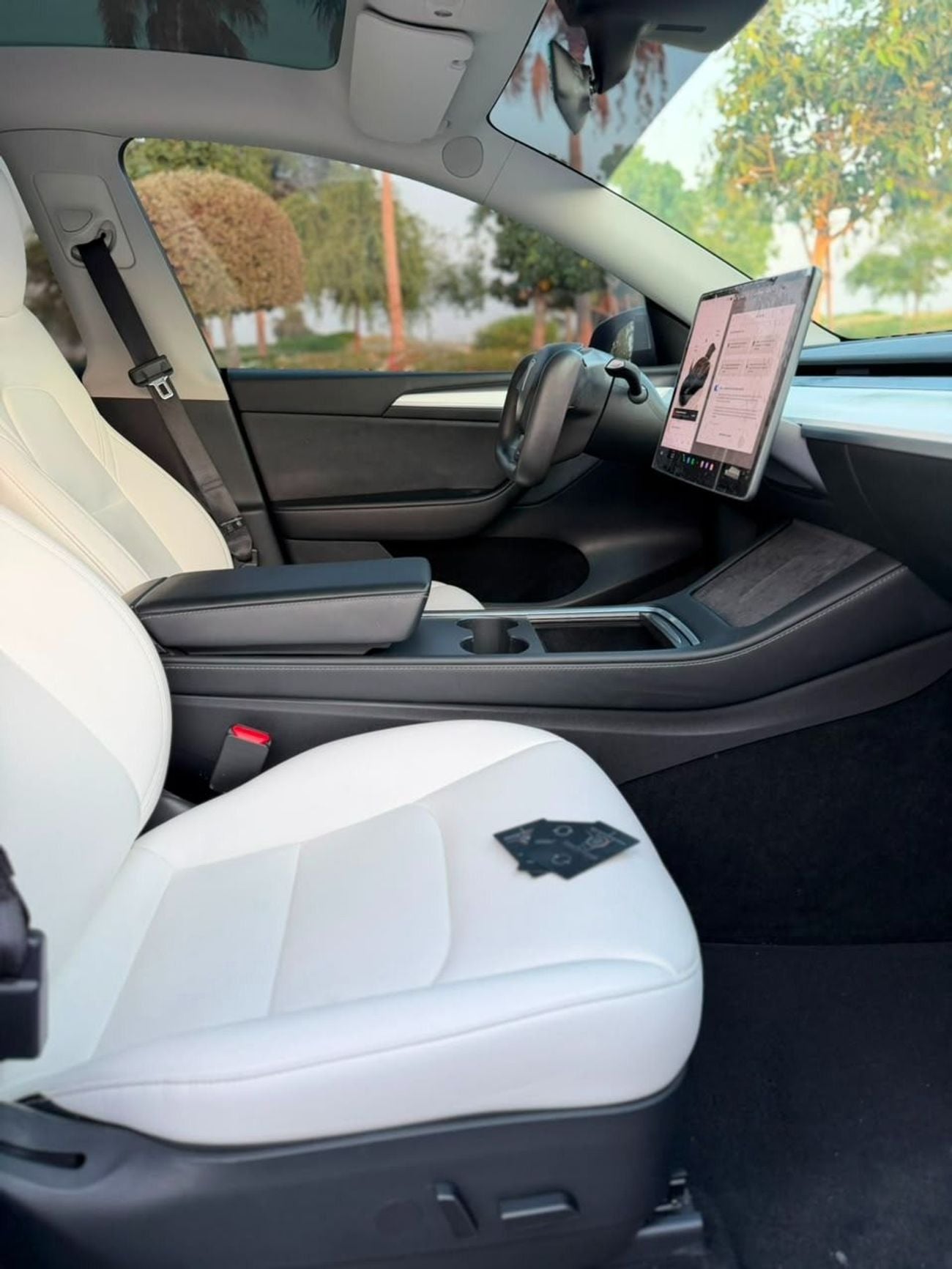 Tesla Model Y LONG RANGE