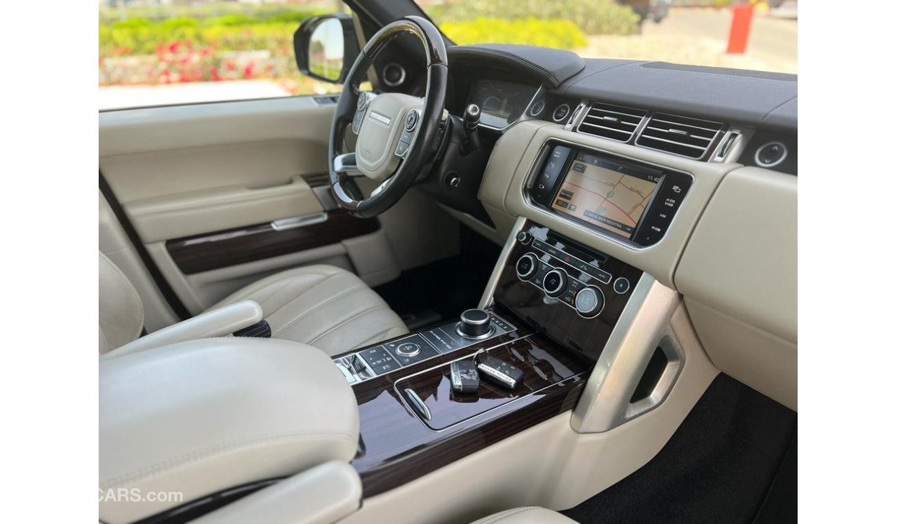 Land Rover Range Rover RANGE ROVER VOGUE SE 2015 GCC SUPERCHARGED WITH WARRANTY SERVICE HISTORY