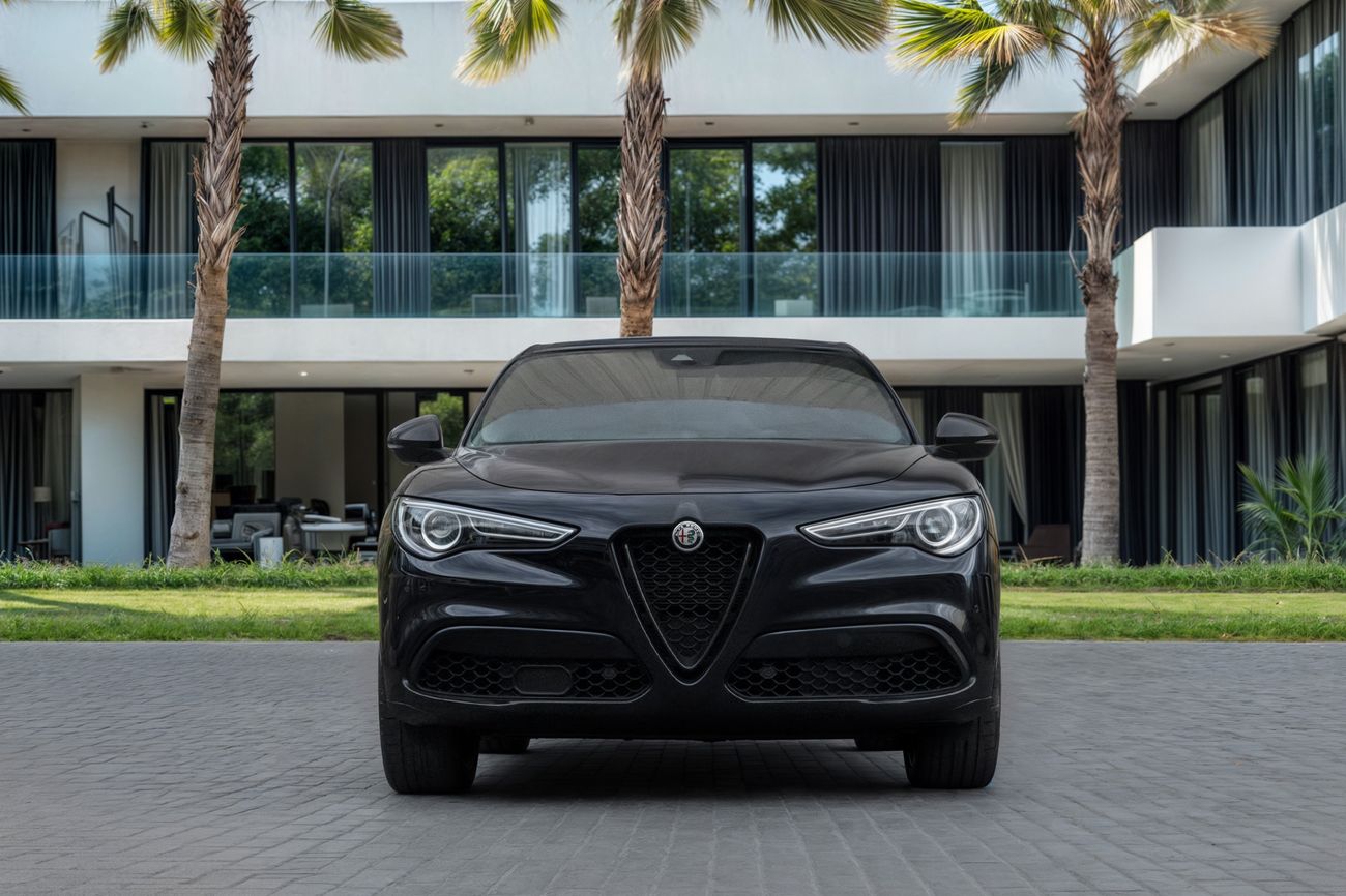 Alfa Romeo Stelvio Stelvio Estrema | 2,448 P.M | 0% Downpayment | Agency Warranty! | Ramadan Offer!