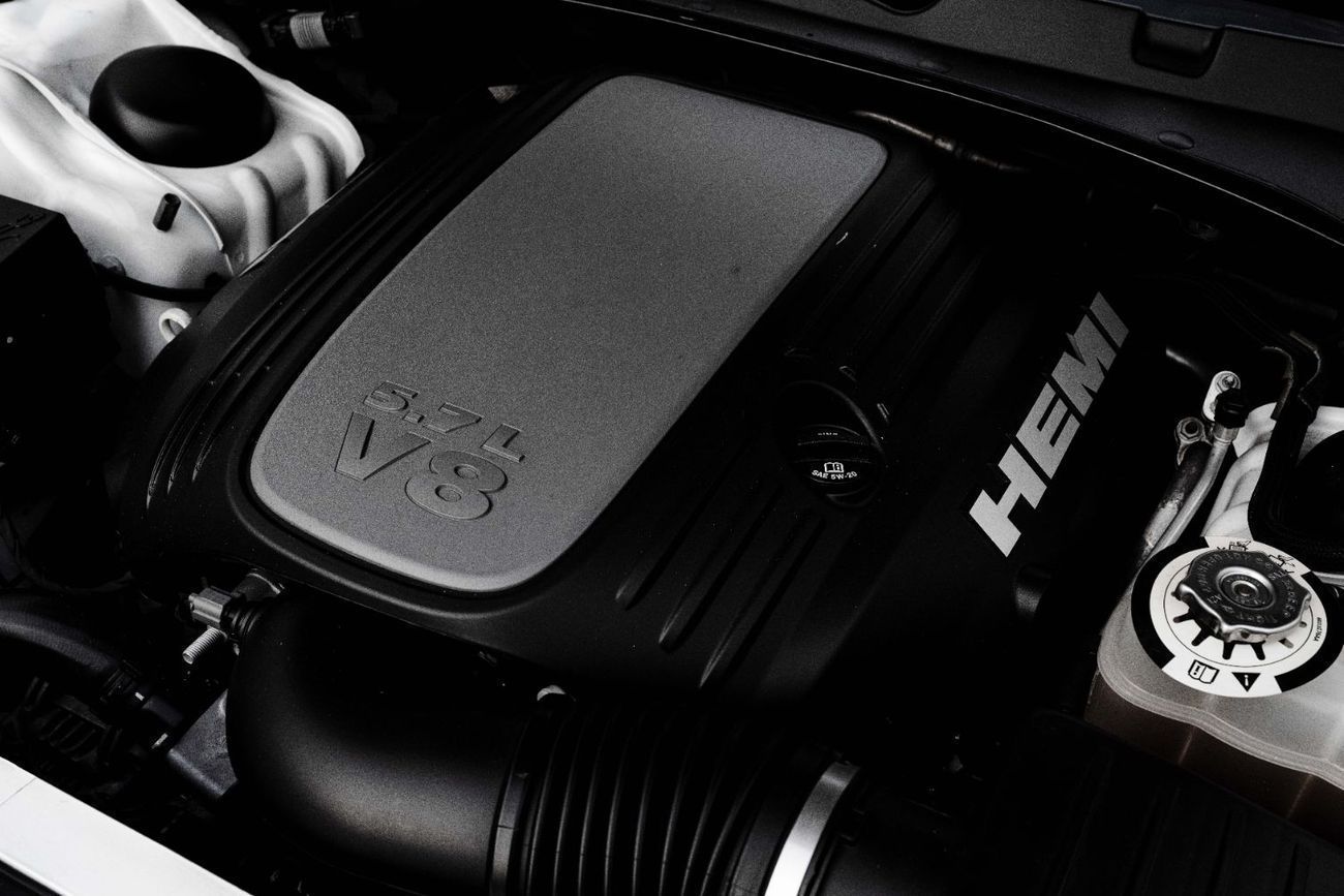 Dodge Charger RT | 2,428 P.M  | 0% Downpayment | Service History!