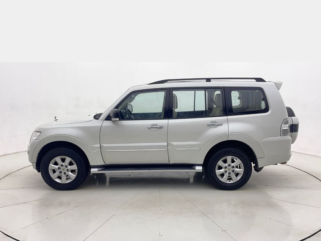 Mitsubishi Pajero 3L 2022 | 0 DP | 1085/Month | 30 Day Return | Service History
