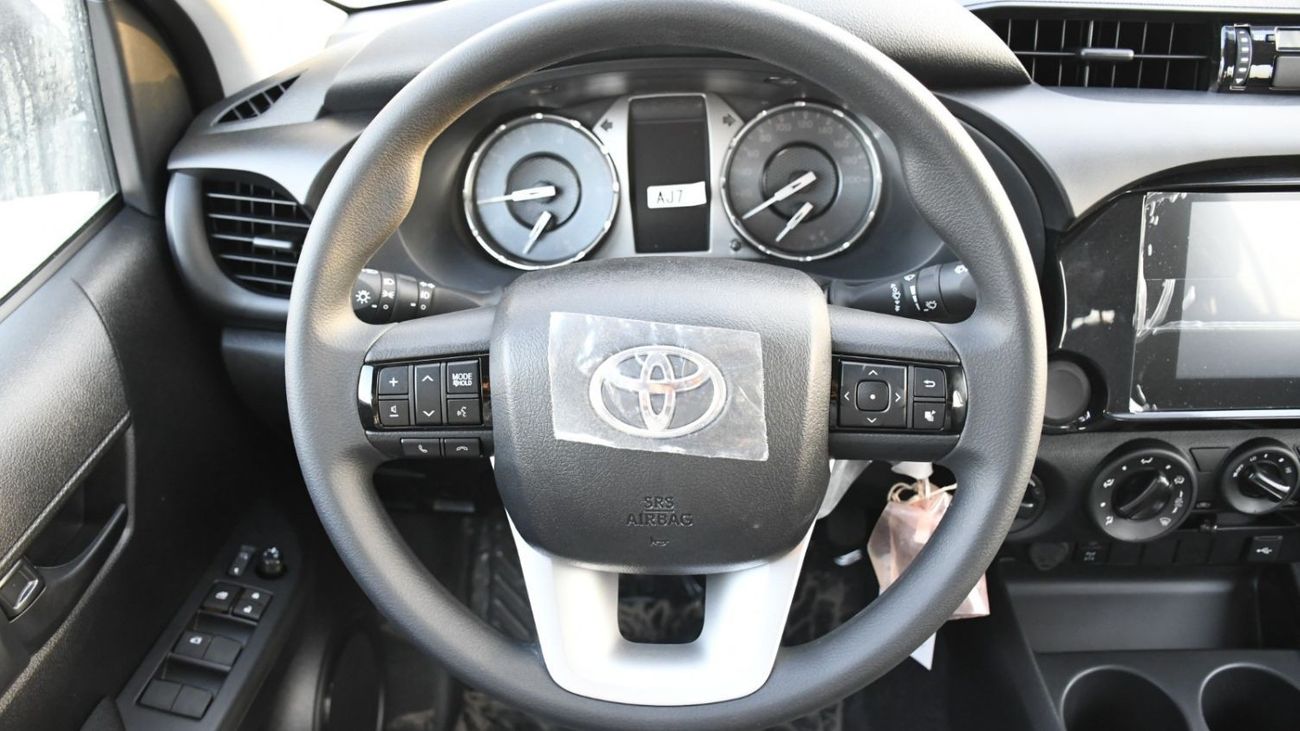 تويوتا هيلوكس GLX 2 Limited 2.4L Diesel Automatic 2024YM