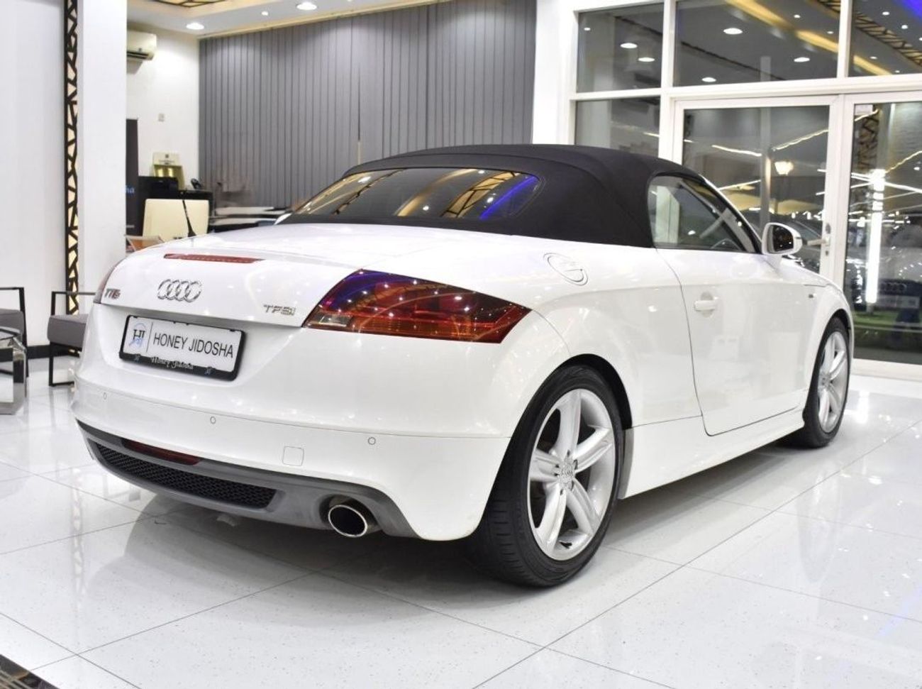 أودي TT EXCELLENT DEAL for our Audi TT S-Line TFSi ( 2014 Model ) in White Color GCC Specs