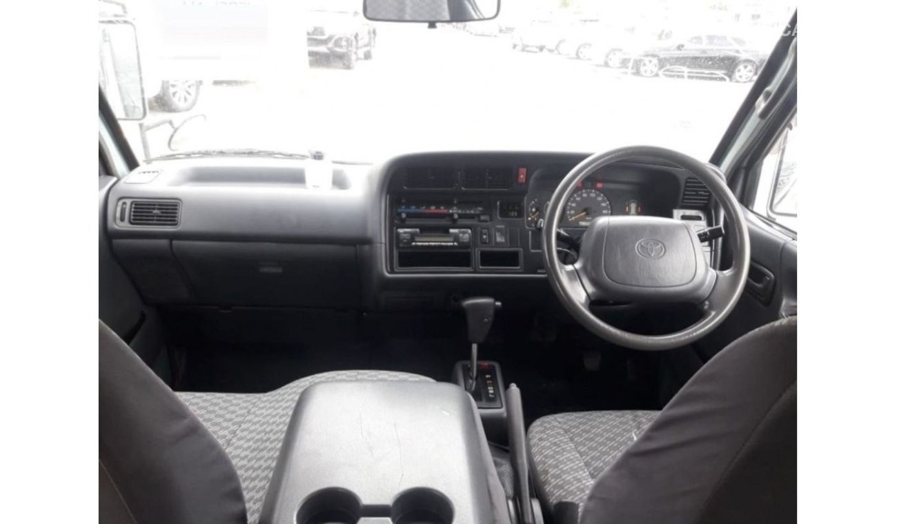 Toyota Hiace Hiace RIGHT HAND DRIVE  (PM366)