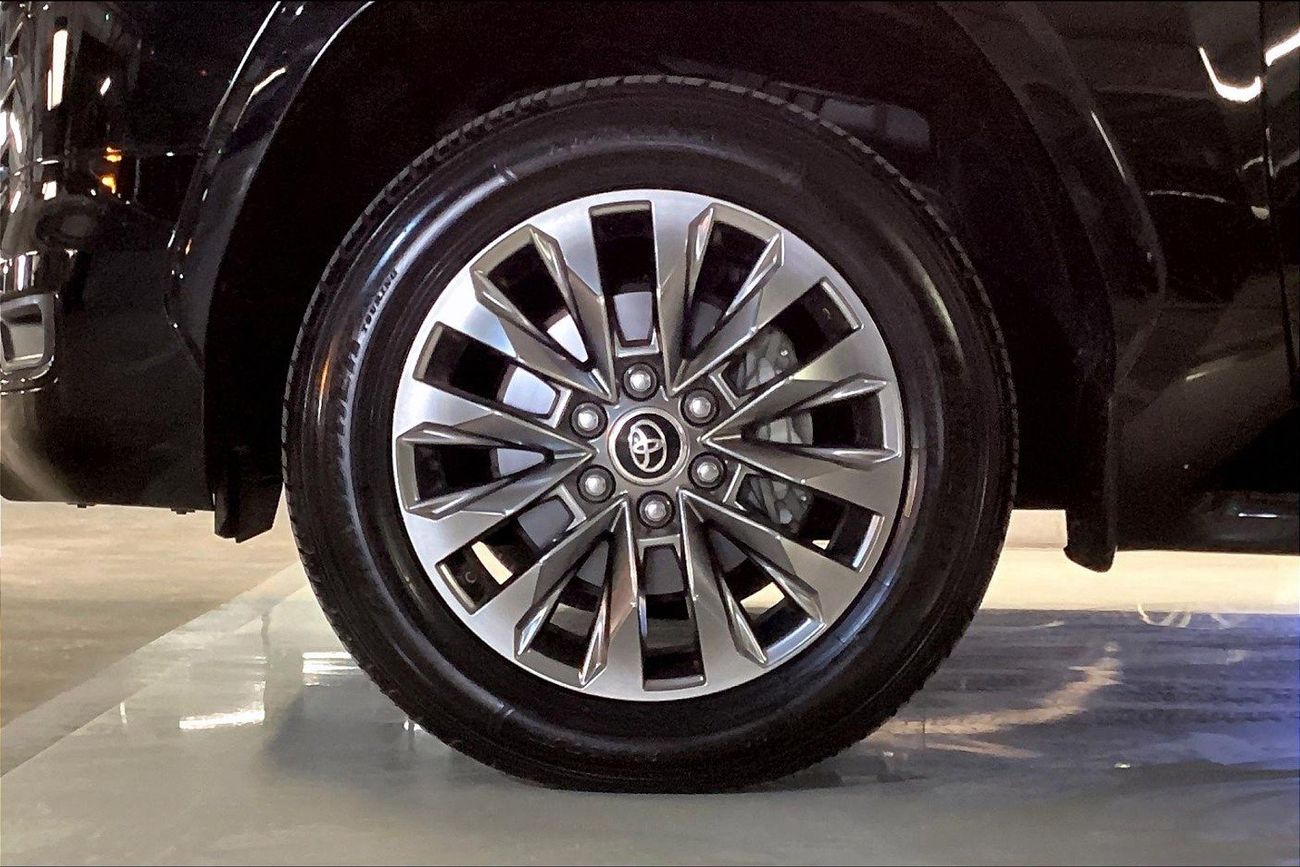 تويوتا لاند كروزر GXR | شامل الضمان | 0 ﺪﻔﻋﺓ ﺃﻮﻟﻯ