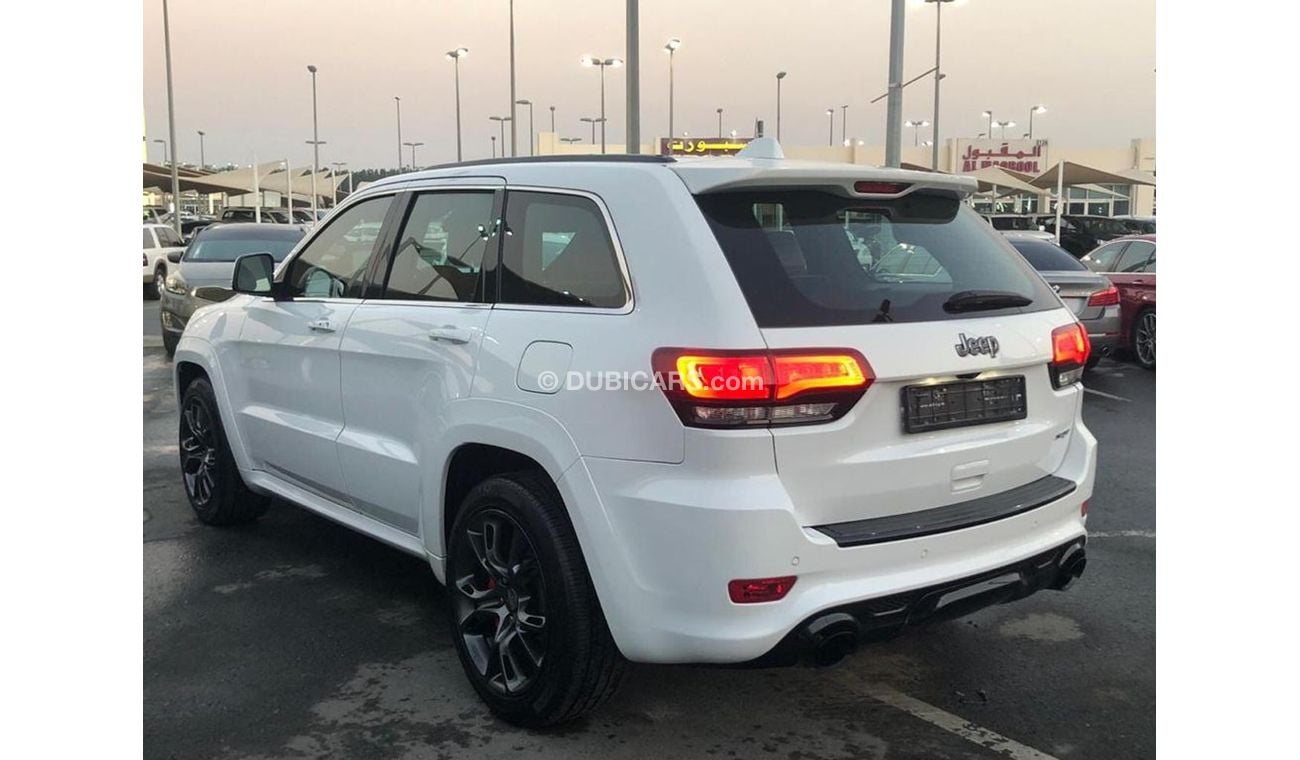 Jeep Grand Cherokee Jeep grand chorque  SRT model 2015 GCC  car one owner full option low mileage  panoramic roof leathe