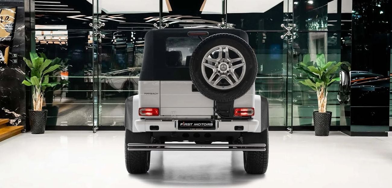 Mercedes Maybach G 650 6.0 L V-12 Biturbo Engine