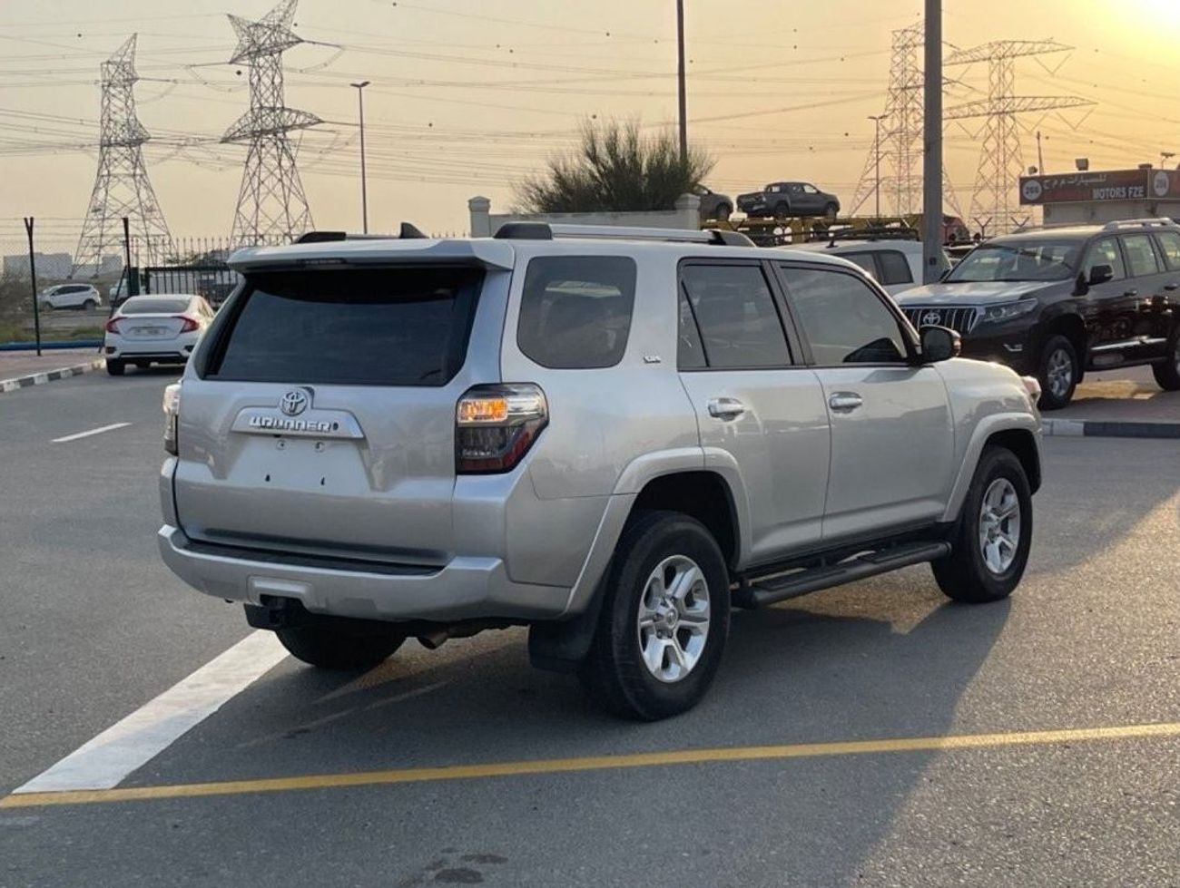 تويوتا Runner4 2019 TOYOTA 4RUNNER SR5 FULL OPTIONS IMPORTED FROM USA