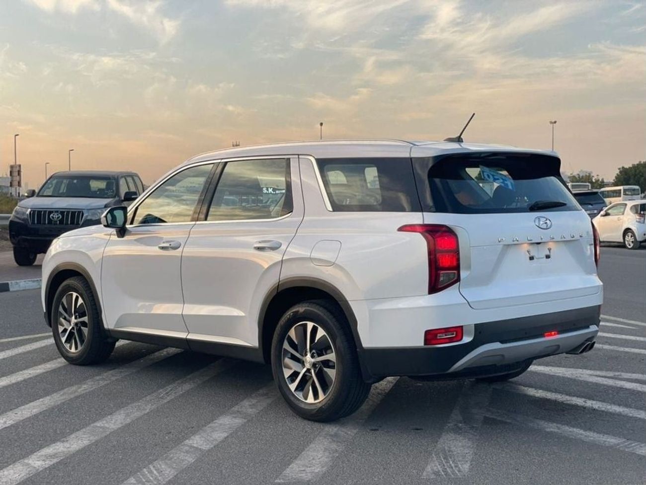 Hyundai Palisade 2022 Hyundai Palisade SEL premium GCC Specs Original Paint 3.5L V6 AWD 4x4 - Multi Drive Mode - 7 Se